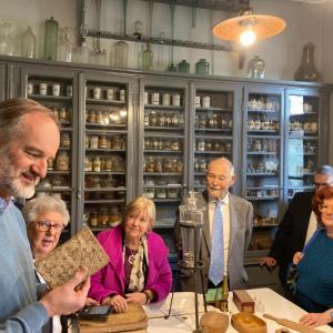 Il Dottor Del Torre  presenta la Farmacia Storica del 1813