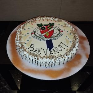 La torta del benvenuto alla cena di- gala alla Venaria